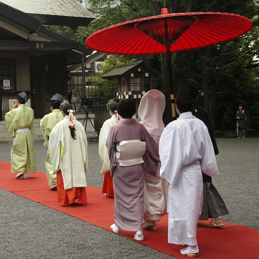 神社やお寺で正統派・和風結婚式