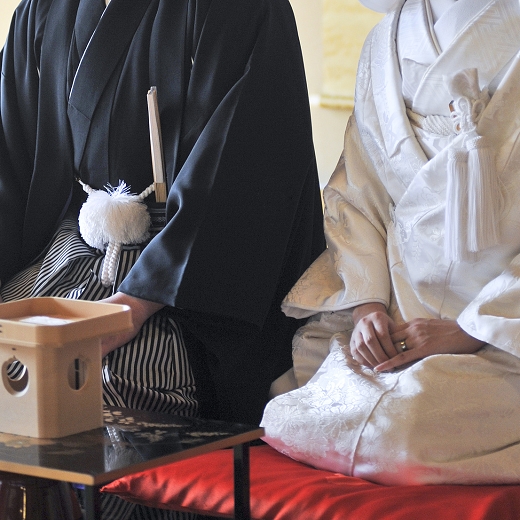 新郎の衣装にはどんなものがあるの？